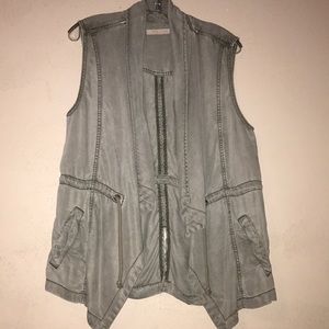 Olive vest with drawstring, 100% tencel